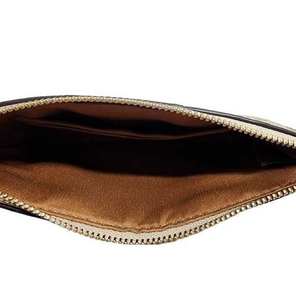 Coach Corner Zip Wristlet in Signature Canvas Light Khaki/Chalk - Picture 4 of 4
